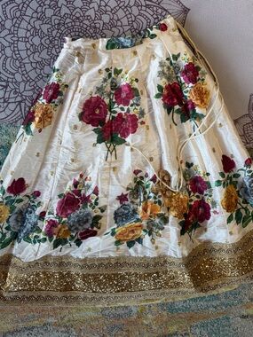 Floral Gold-Trimmed silk blend Skirt - White with Multicolor Roses (lehenga)